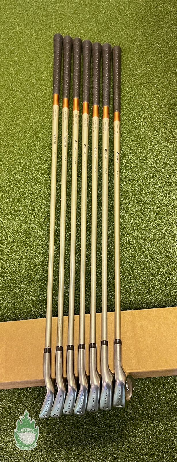 Used RH TaylorMade Burner Oversize Irons 4-PW 60g Ladies Graphite Golf Club Set - Image 10