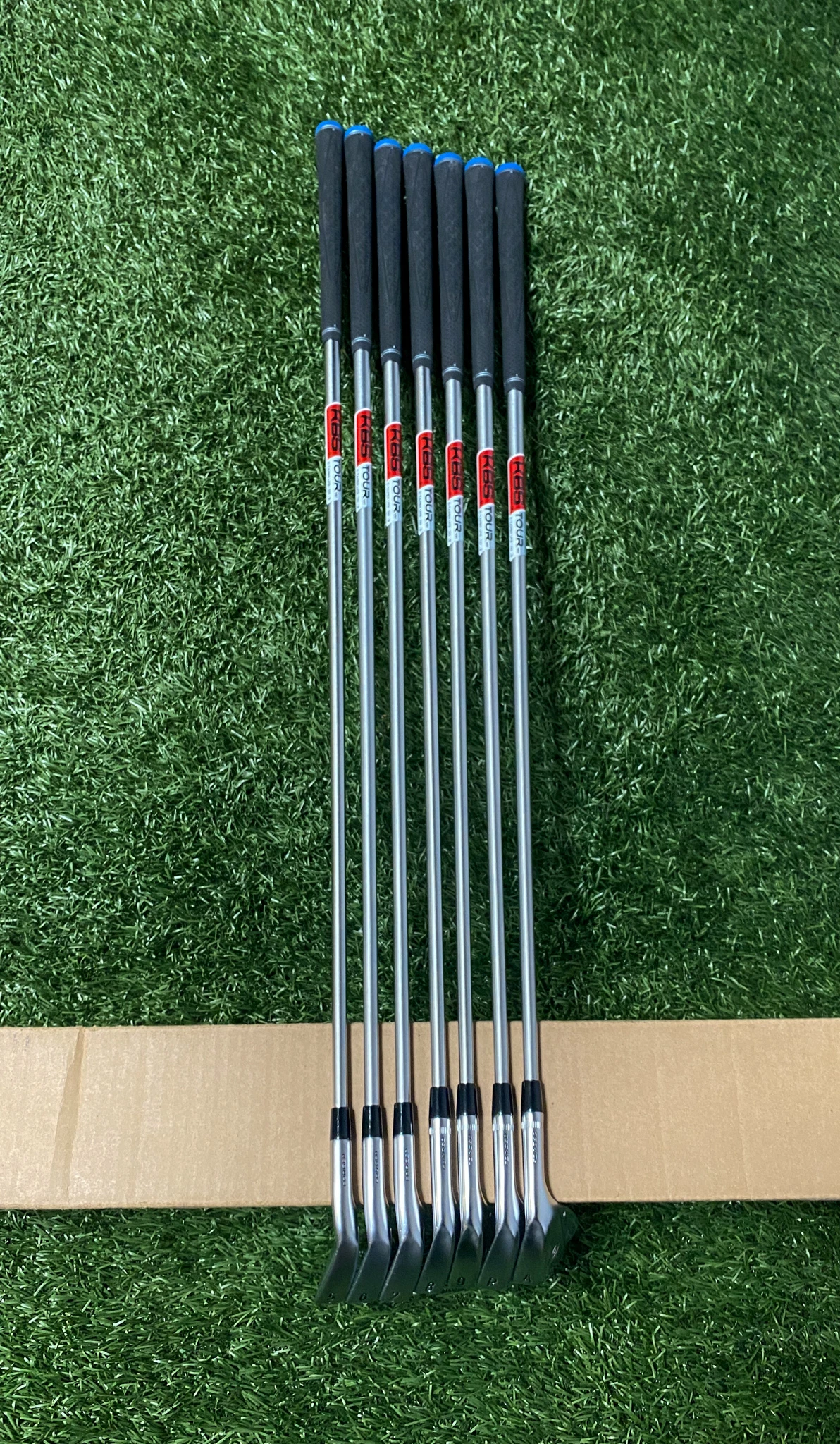 Callaway APEX MB/ Apex Pro Forged ’21 Irons 5-PW/AW 110g Stiff Steel Golf Set - Image 4