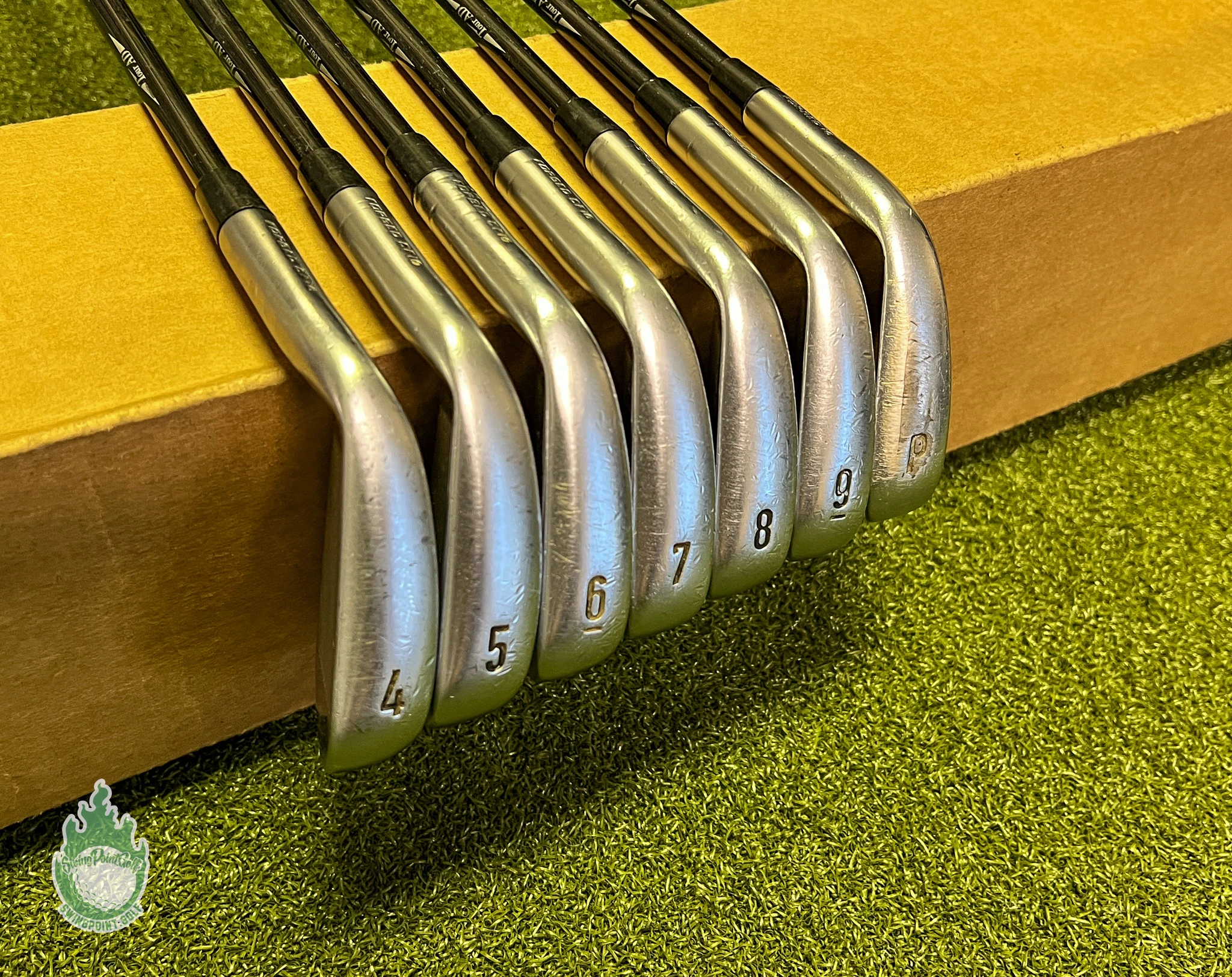 Used Callaway APEX Forged CF16 Irons 4-PW Tour AD 85g Regular Graphite Golf Set - Image 2