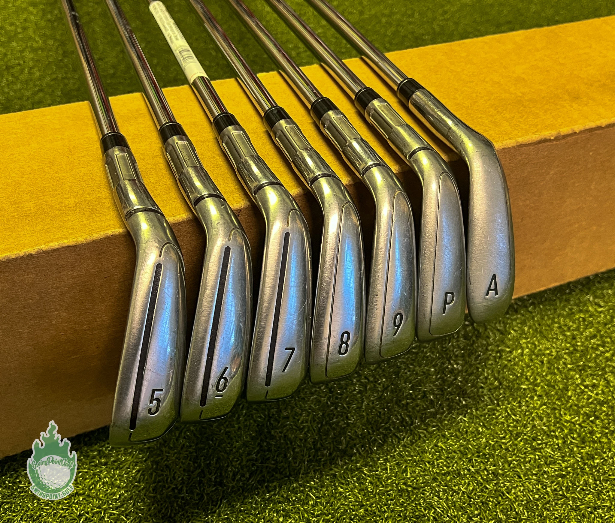 Used RH TaylorMade M6 Irons 5-PW/AW KBS MAX 85g Regular Flex Steel Golf Set - Image 2