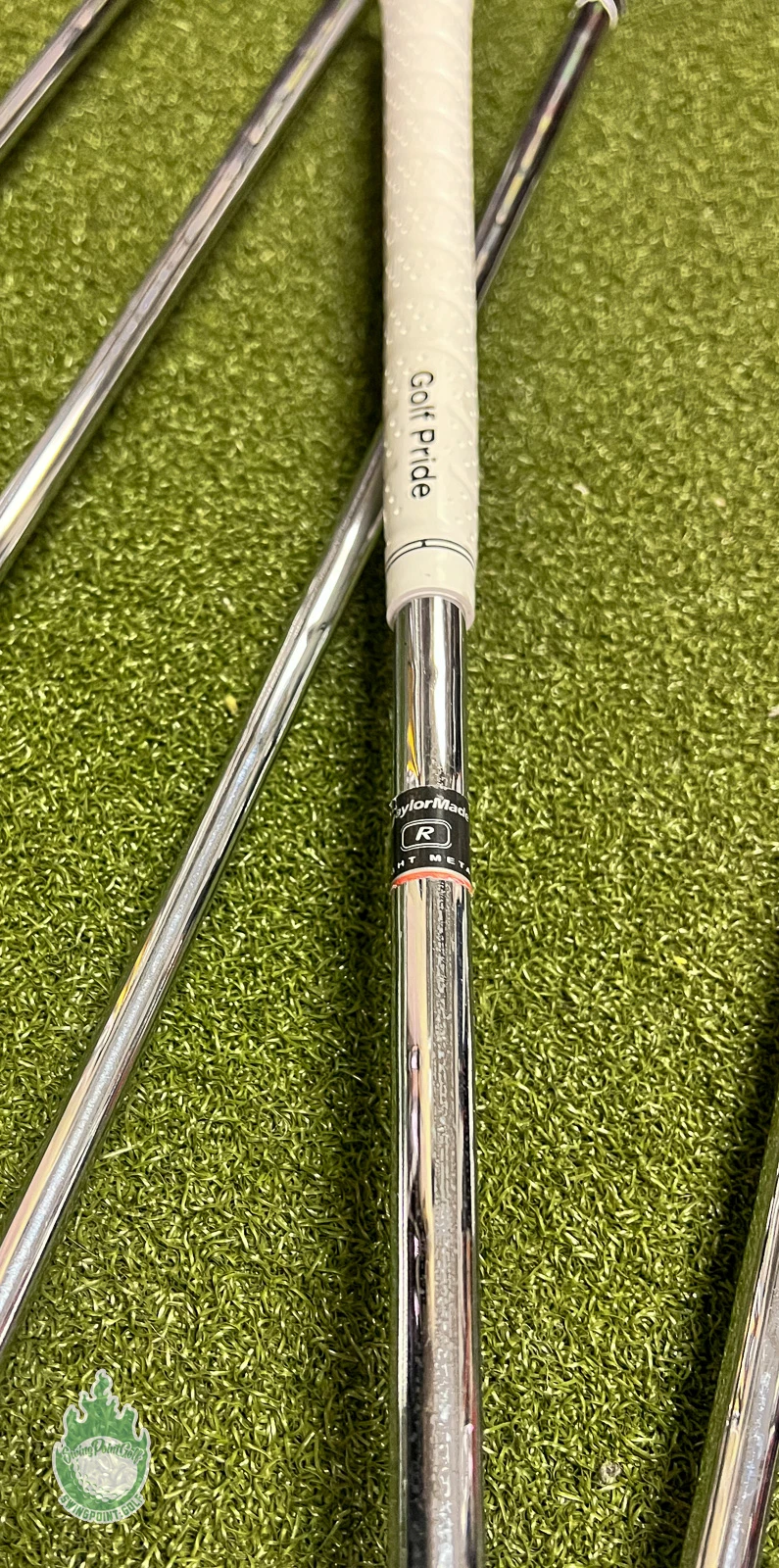 Used RH TaylorMade RAC OS Irons 5-PW/AW 95g Regular Flex Steel Golf Club Set - Image 3