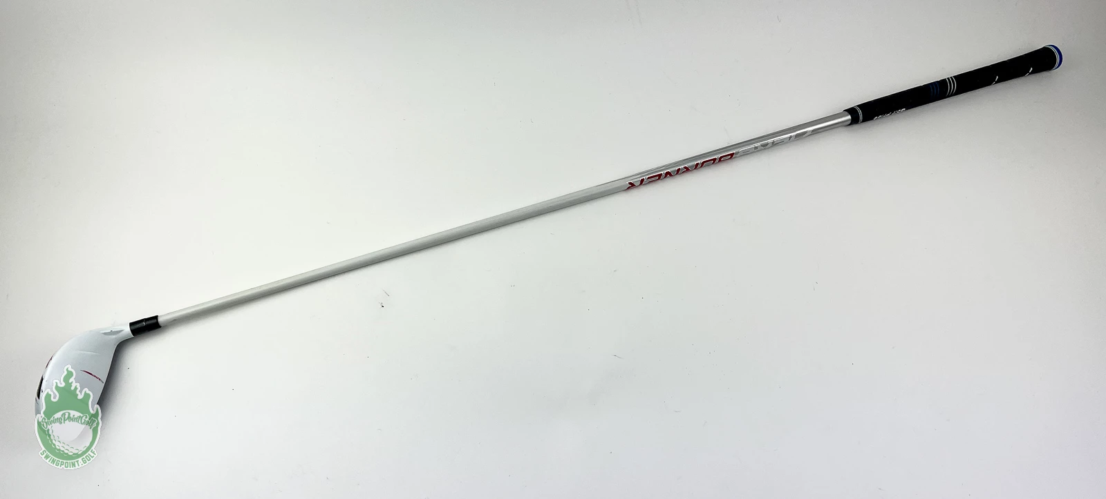 Used TaylorMade AeroBurner Rescue 4 Hybrid 22* Matrix 70g Regular Flex Graphite - Image 3