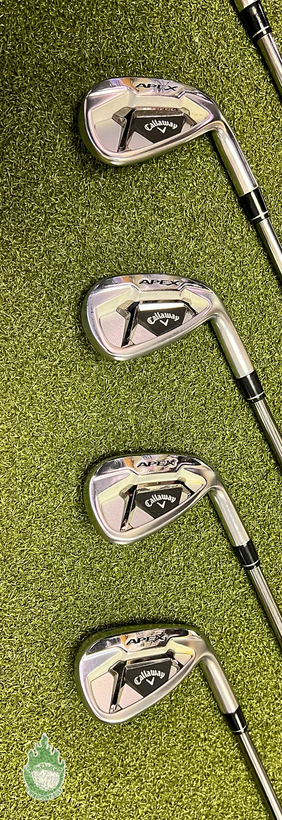 Callaway APEX Forged ’21 Irons 6-PW/AW Catalyst 60g Regular Graphite Golf Set - Image 6