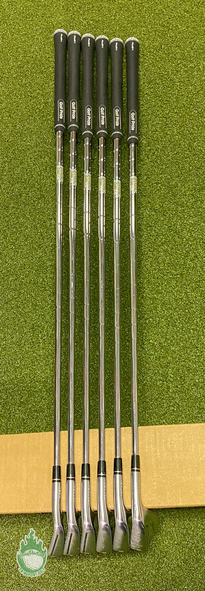 Used RH TaylorMade P-790 Forged Irons 5-PW DG 105g S300 Stiff Steel Golf Set - Image 4