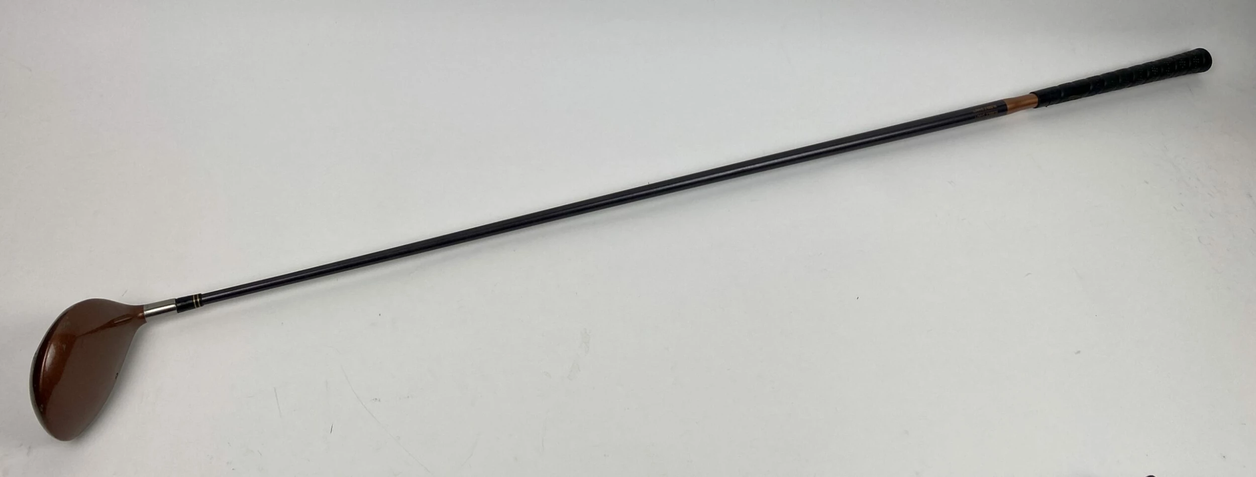 Used Right Handed Taylormade Titanium Driver 10.5* 90g Stiff-Flex Bubble Shaft - Image 3