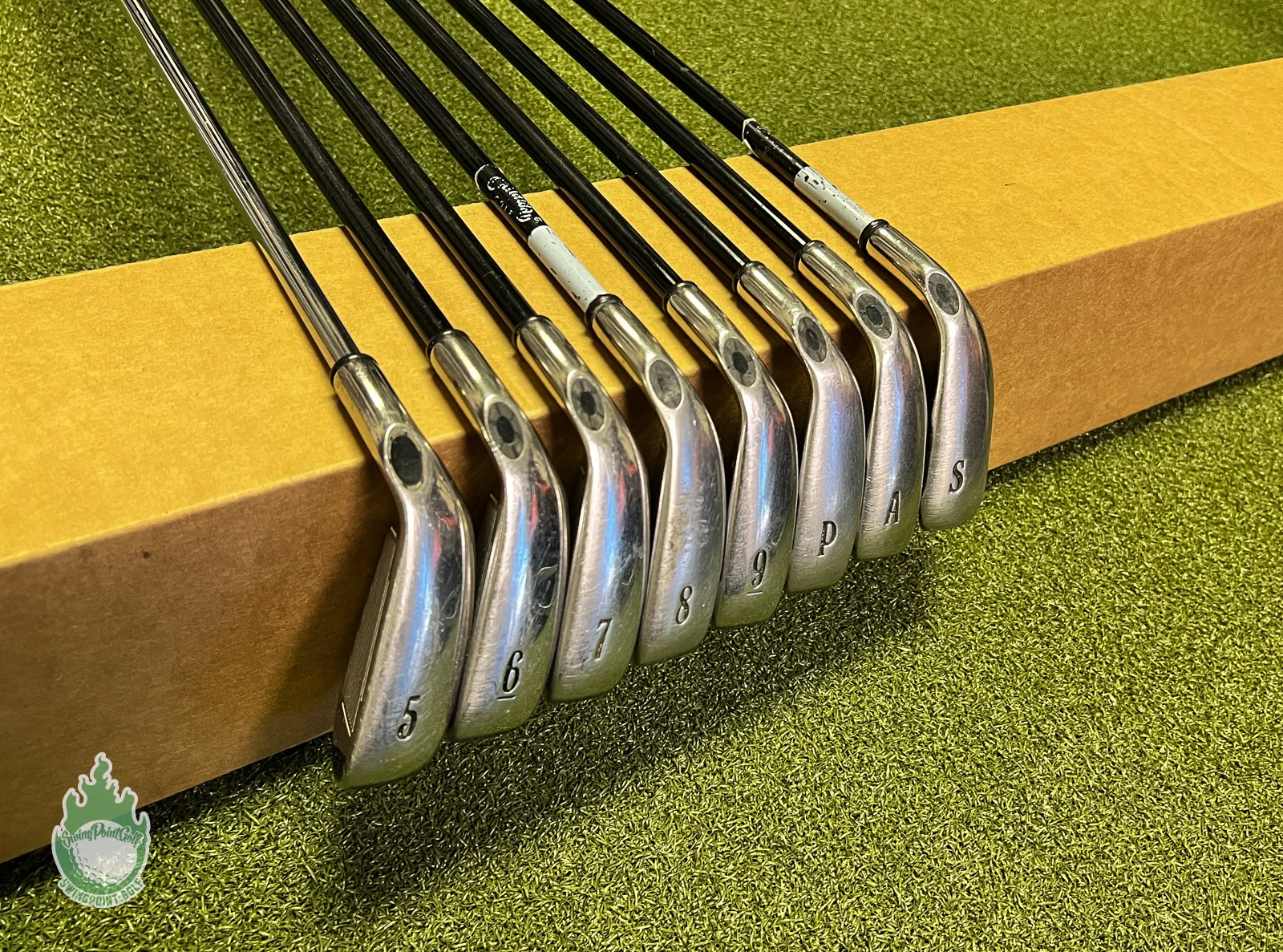 Used RH Callaway Big Bertha 2006 Irons 5-PW/AW/SW 75g Regular Graphite Golf Set - Image 2